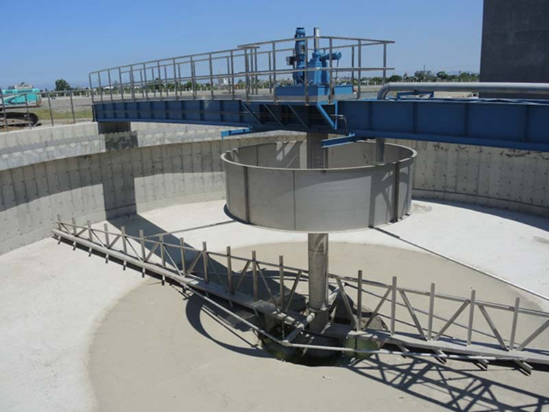 全橋中央驅動式